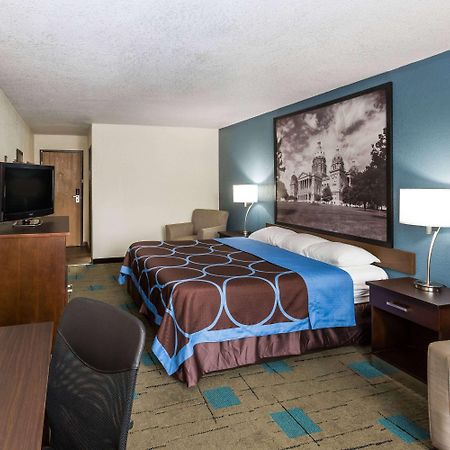 Motel Super 8 By Wyndham Urbandale/Des Moines Area Exterior foto