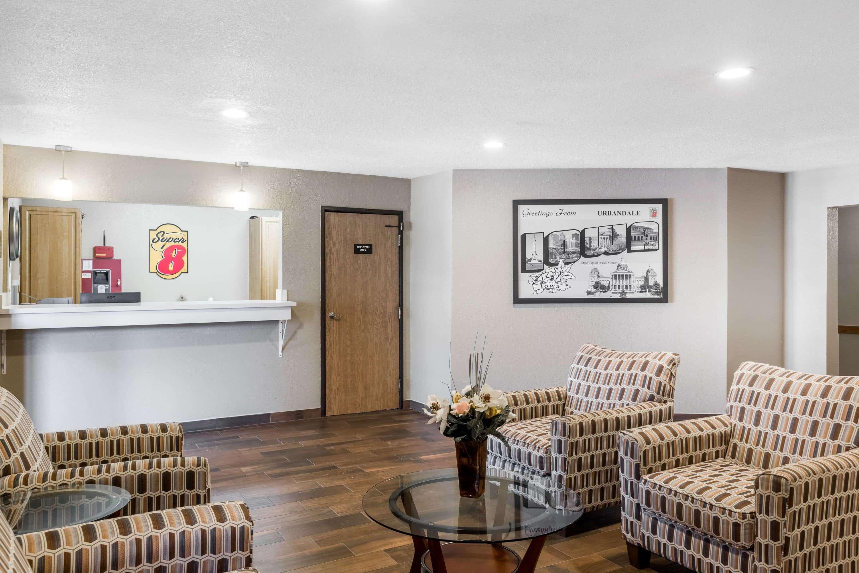 Motel Super 8 By Wyndham Urbandale/Des Moines Area Exterior foto